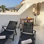 Lägenhet With Large Terrace And Ocean View