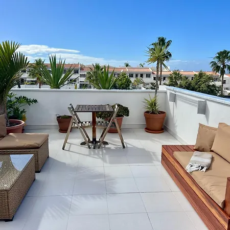 Apartment With Large Terrace And Ocean View *