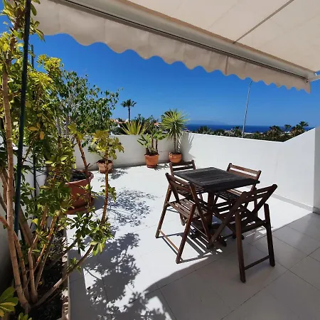 With Large Terrace And Ocean View Lejlighed *